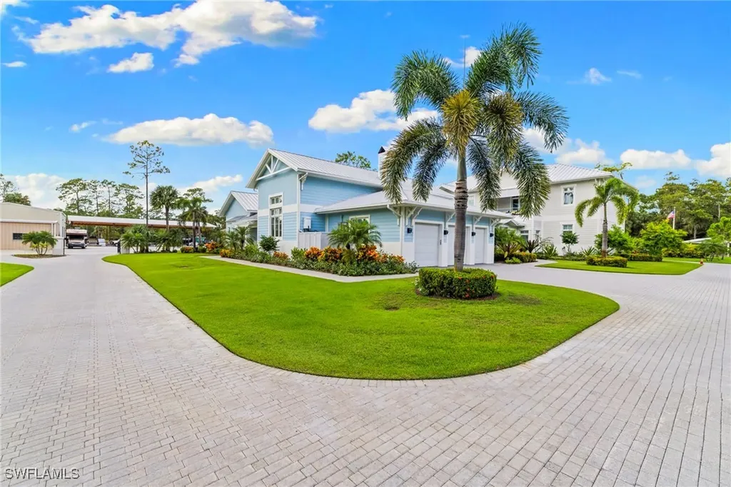 2961 Sanborn Avenue Naples FL 34120