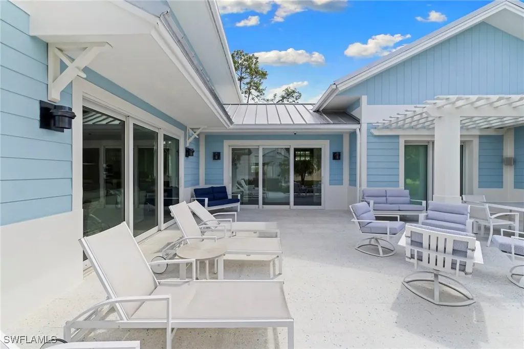 2961 Sanborn Avenue Naples FL 34120