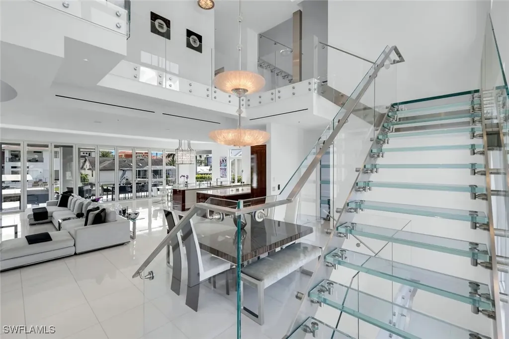 260 Channel Drive Naples FL 34108