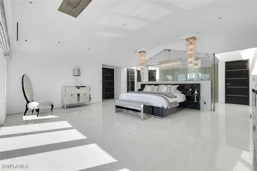 260 Channel Drive Naples FL 34108