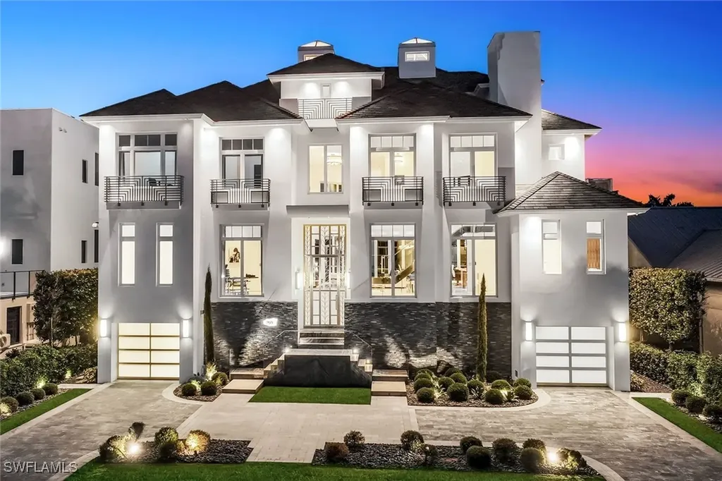 260 Channel Drive Naples FL 34108