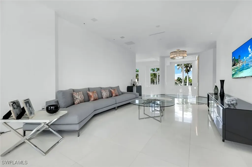 260 Channel Drive Naples FL 34108