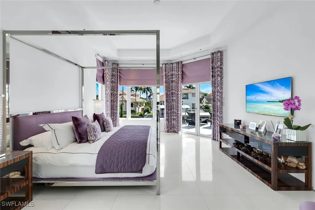 260 Channel Drive Naples FL 34108