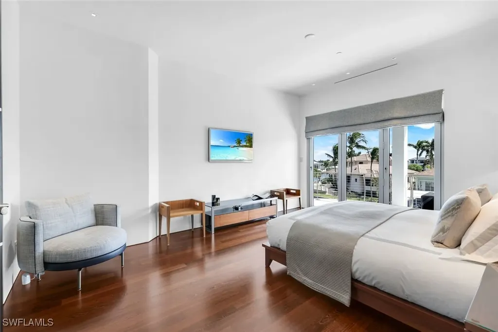 260 Channel Drive Naples FL 34108