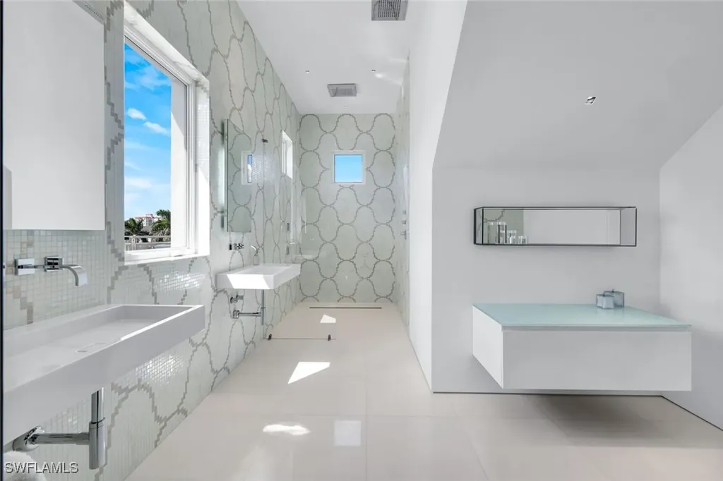 260 Channel Drive Naples FL 34108