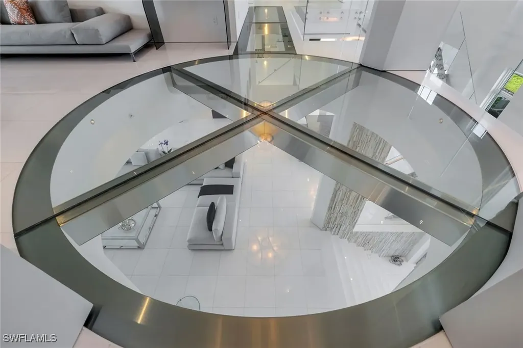 260 Channel Drive Naples FL 34108