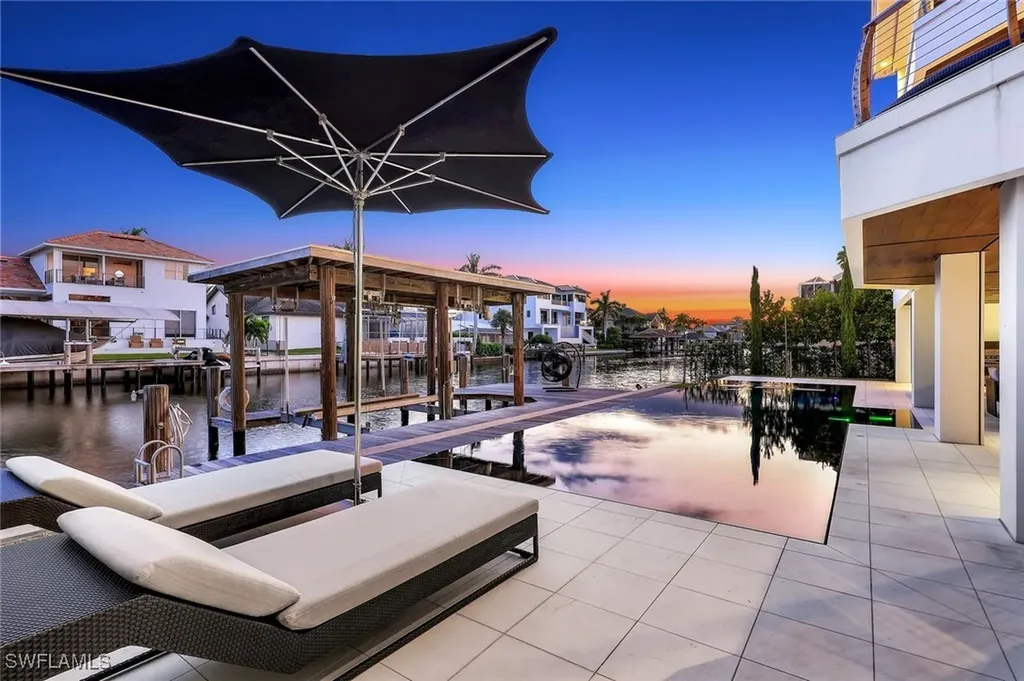 260 Channel Drive Naples FL 34108