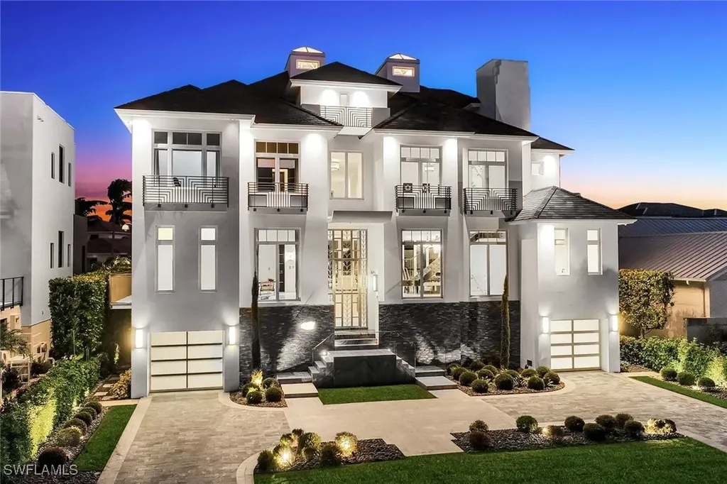 260 Channel Drive Naples FL 34108