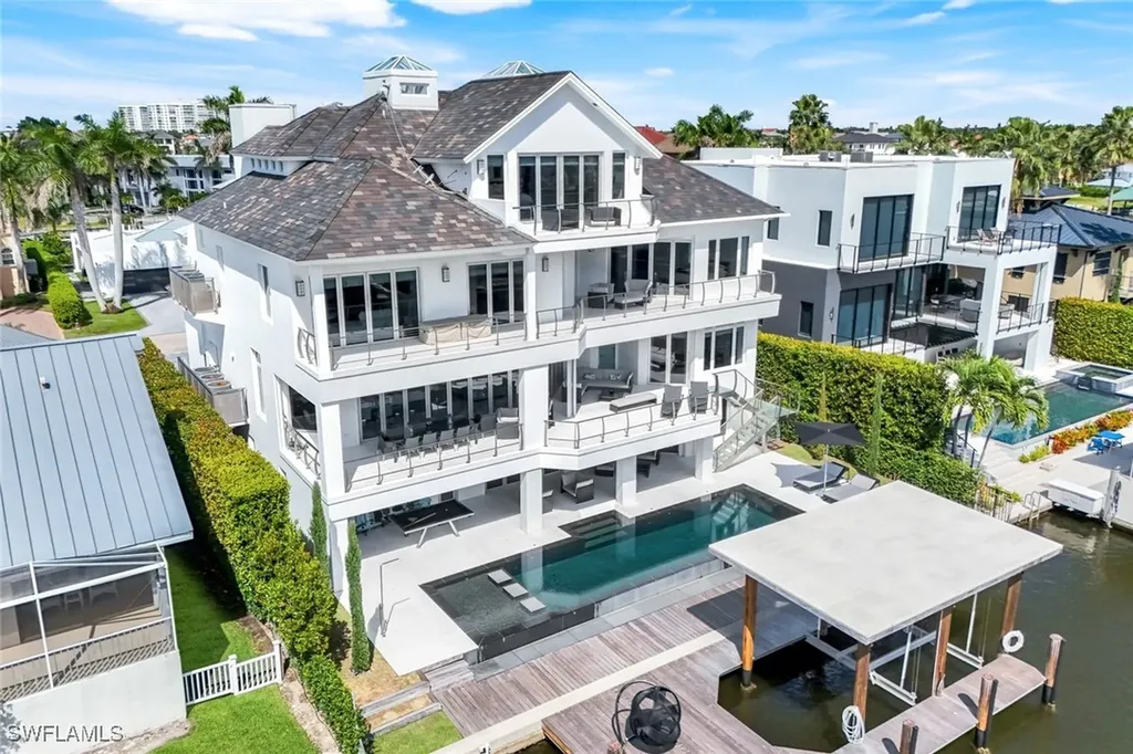 260 Channel Drive Naples FL 34108