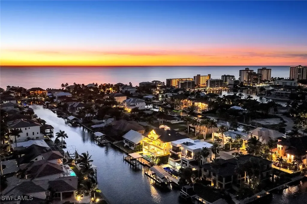 260 Channel Drive Naples FL 34108