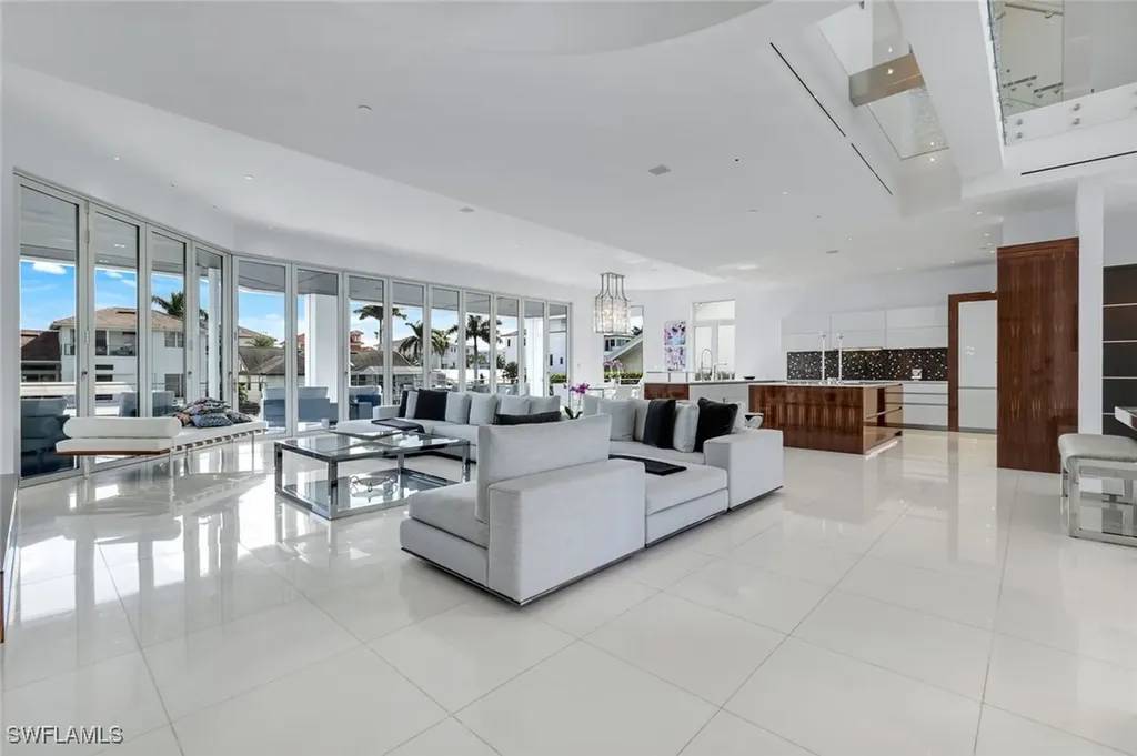 260 Channel Drive Naples FL 34108