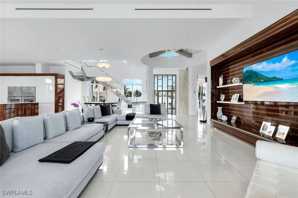 260 Channel Drive Naples FL 34108