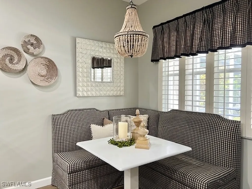 3411 Sandpiper Way Naples FL 34109