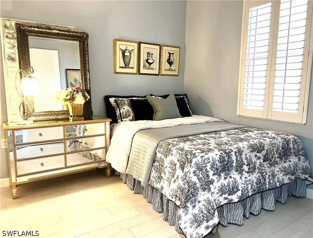 3411 Sandpiper Way Naples FL 34109