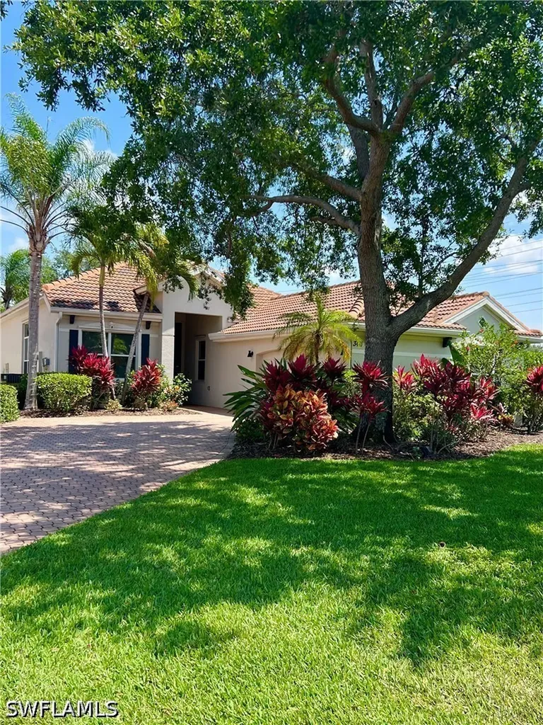 3411 Sandpiper Way Naples FL 34109