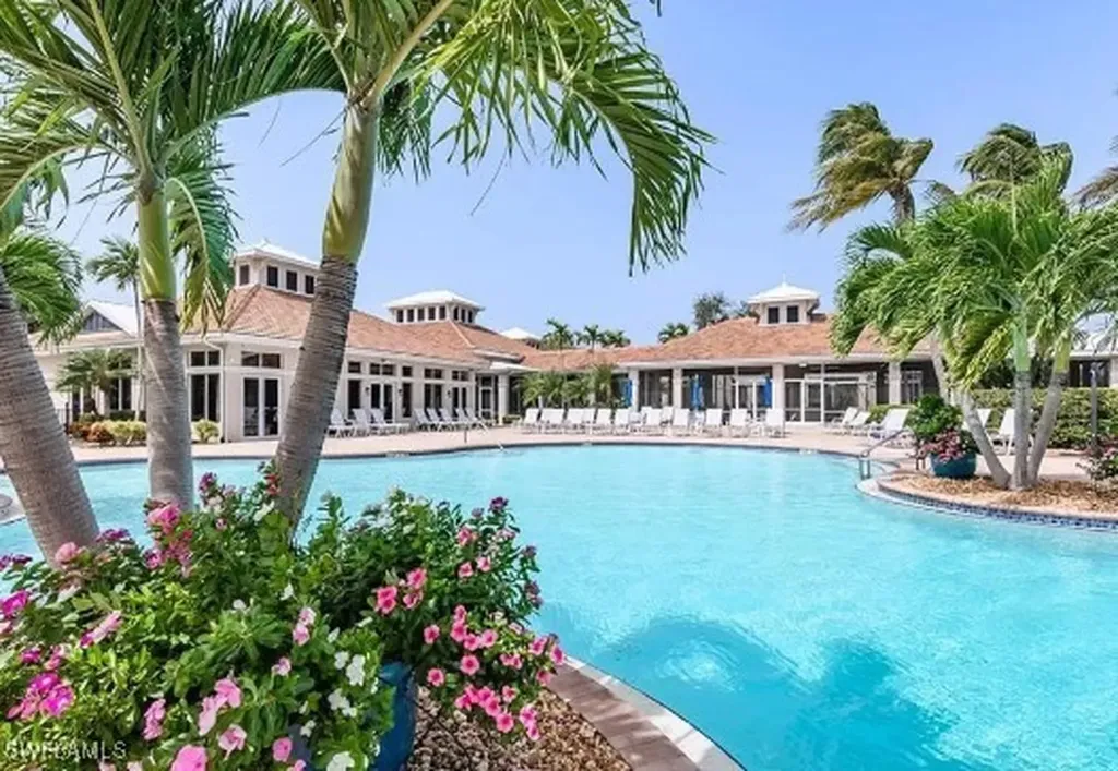 3411 Sandpiper Way Naples FL 34109