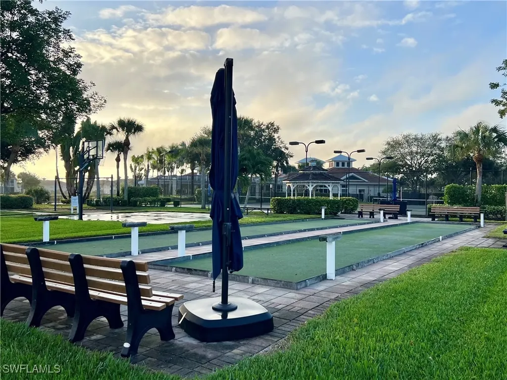 3411 Sandpiper Way Naples FL 34109