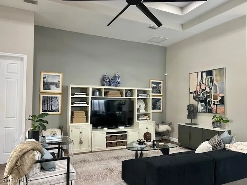 3411 Sandpiper Way Naples FL 34109