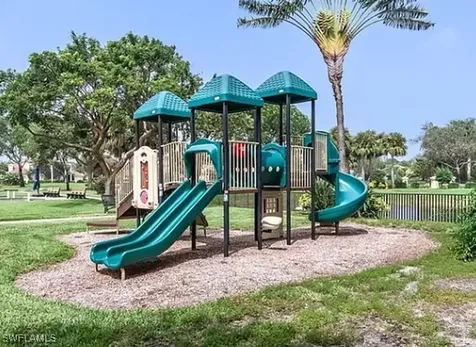 3411 Sandpiper Way Naples FL 34109