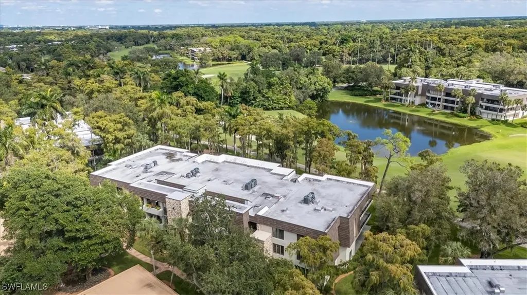 103 Clubhouse Lane Naples FL 34105