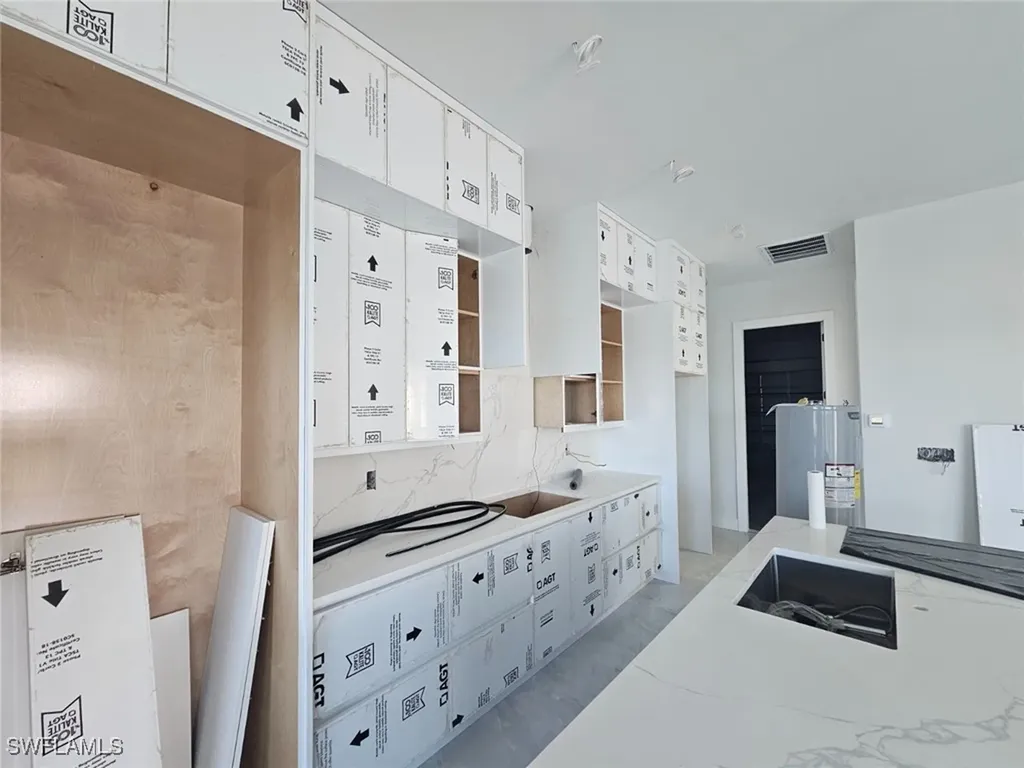 31 NW 19th Terrace Cape Coral FL 33993