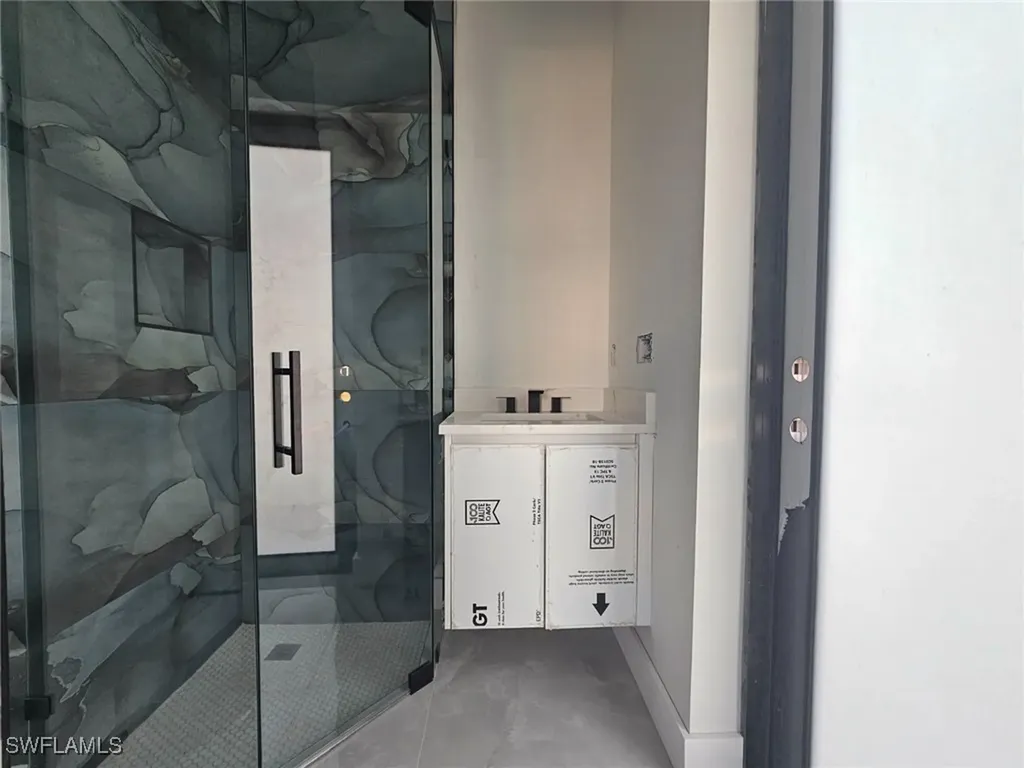 31 NW 19th Terrace Cape Coral FL 33993