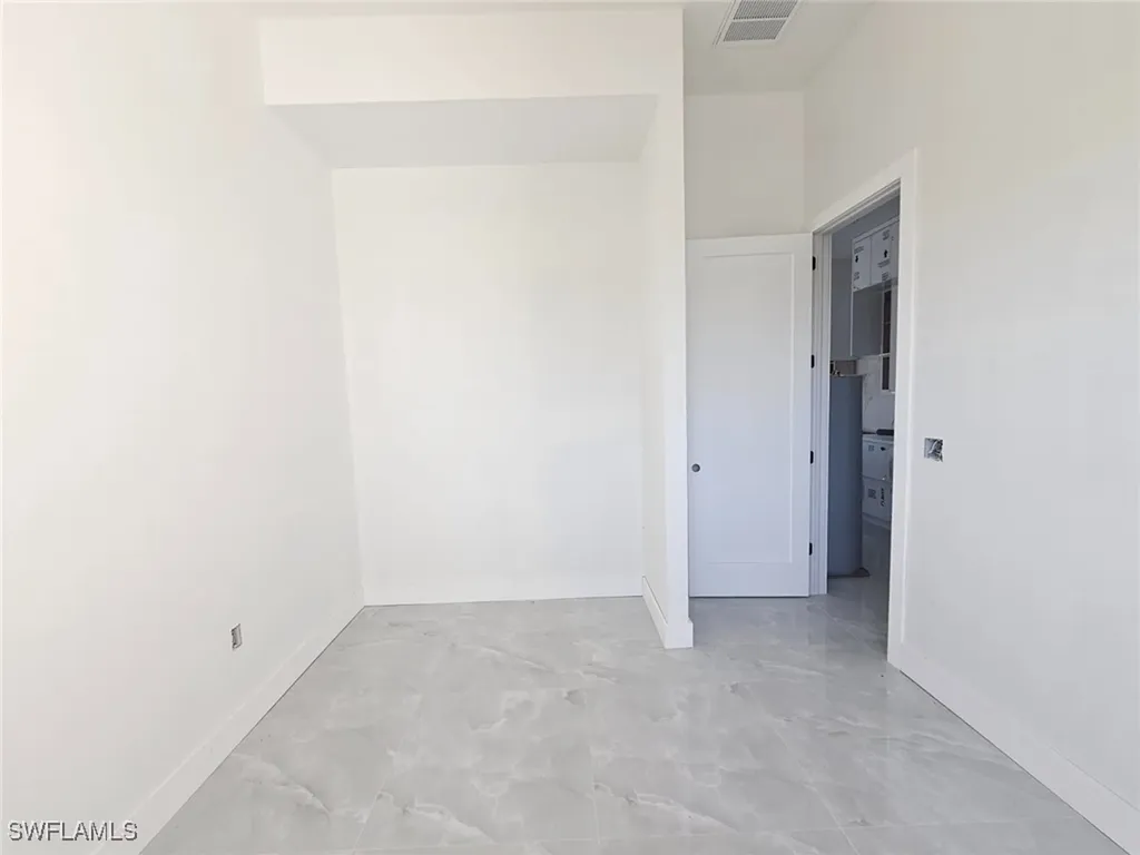 31 NW 19th Terrace Cape Coral FL 33993