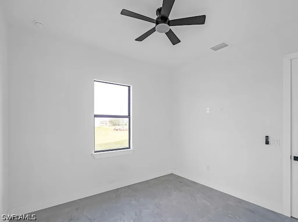 31 NW 19th Terrace Cape Coral FL 33993