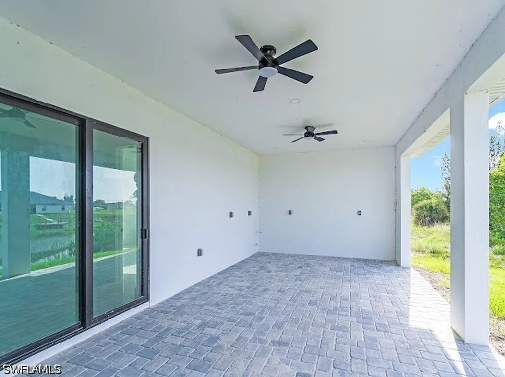31 NW 19th Terrace Cape Coral FL 33993
