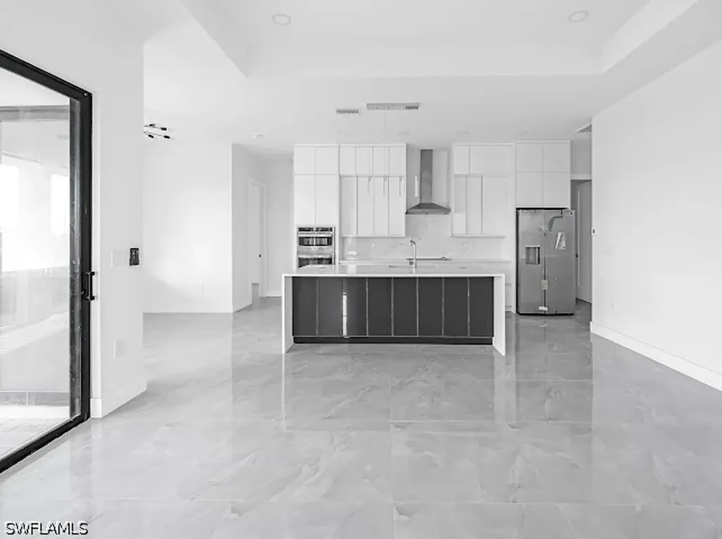 31 NW 19th Terrace Cape Coral FL 33993