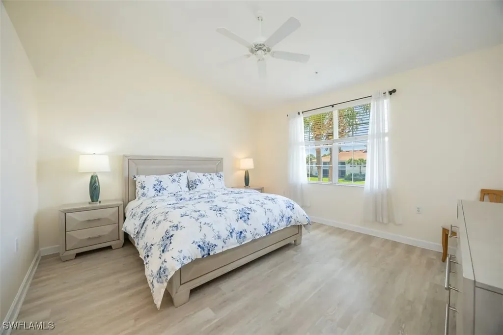 3057 Driftwood Way Naples FL 34109