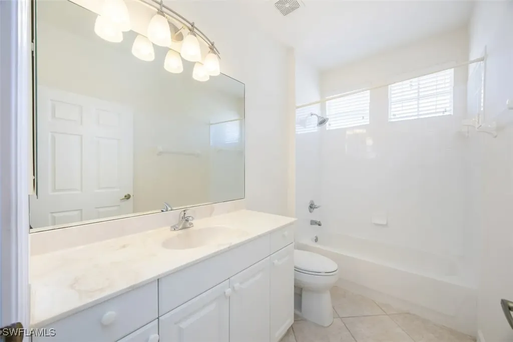 3057 Driftwood Way Naples FL 34109