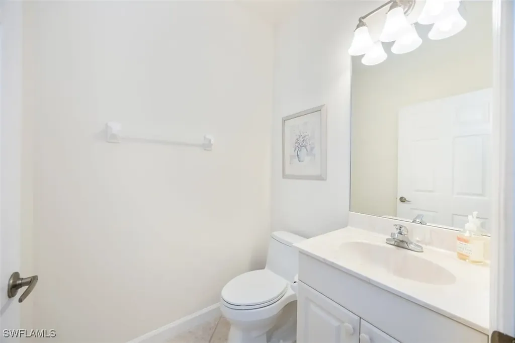 3057 Driftwood Way Naples FL 34109
