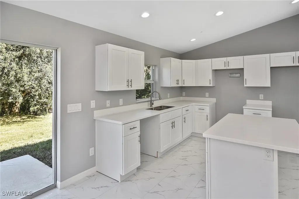 3306 1st Street SW Lehigh Acres FL 33976