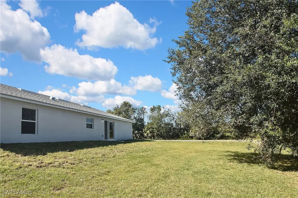 3306 1st Street SW Lehigh Acres FL 33976