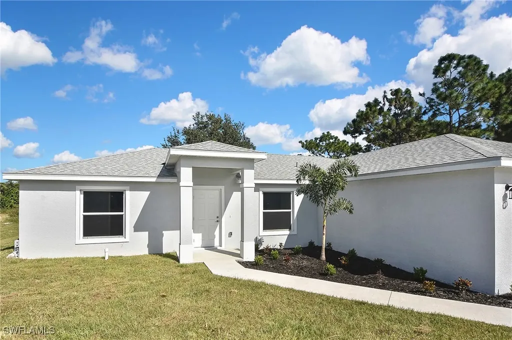 3306 1st Street SW Lehigh Acres FL 33976