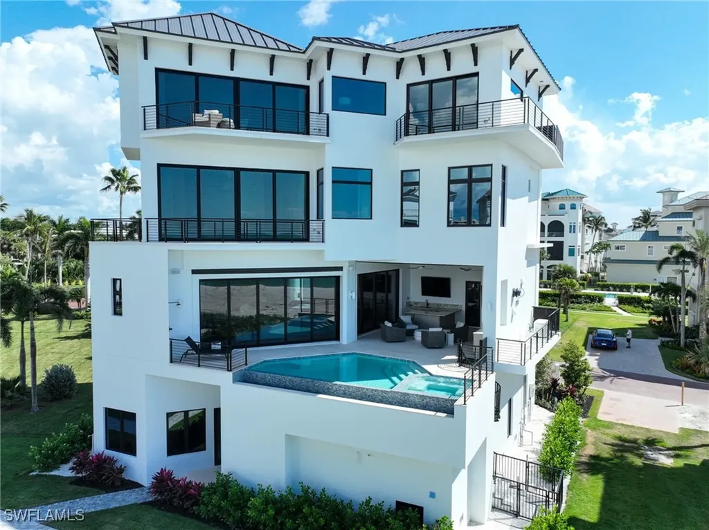 105 Saint Eustacius Lane Bonita Springs FL 34134