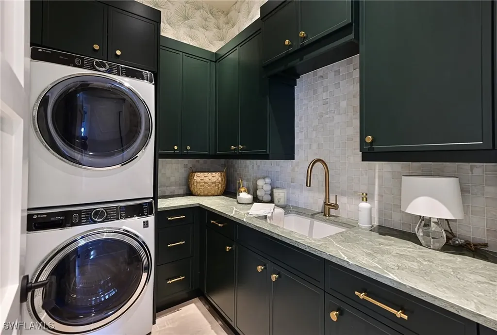 105 Saint Eustacius Lane Bonita Springs FL 34134