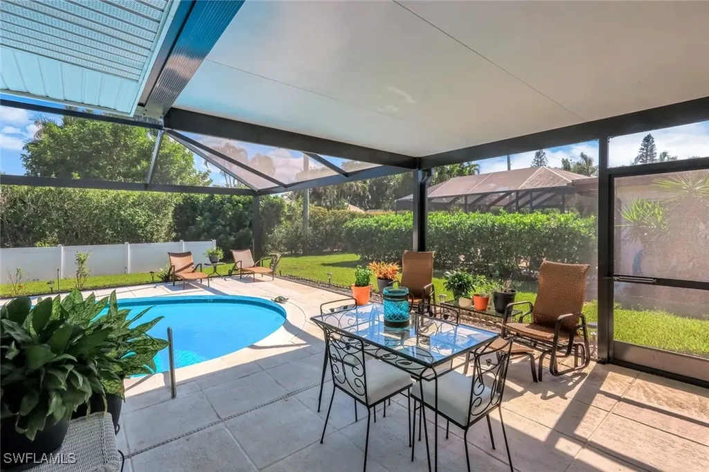 4459 Lakewood Boulevard Naples FL 34112