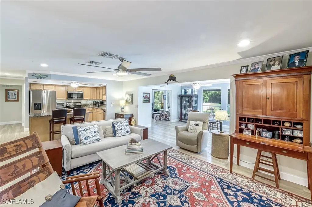 4459 Lakewood Boulevard Naples FL 34112