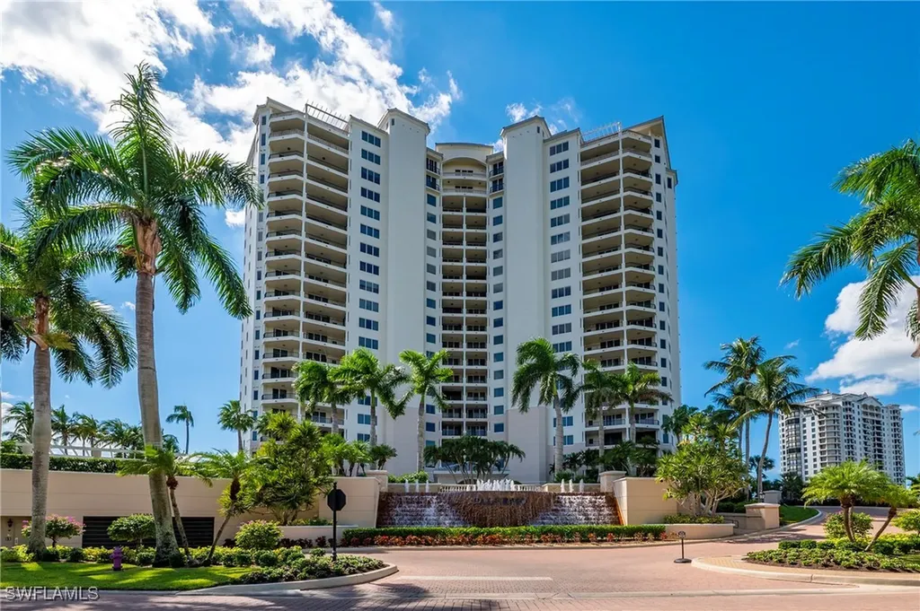 Bonita Springs FL, 4875 Pelican Colony Boulevard, Unit 1604