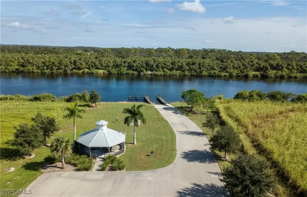 22921 Florida Rosemary Lane Alva FL 33920