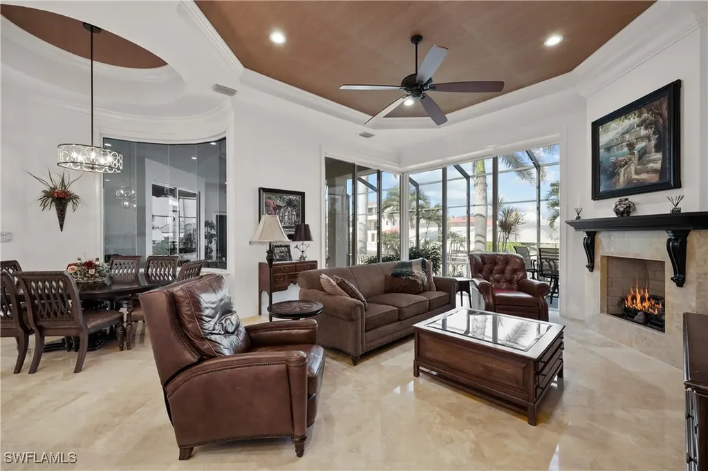 447 Egret Avenue Naples FL 34108