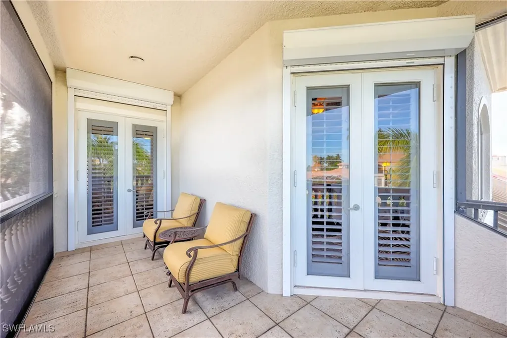 447 Egret Avenue Naples FL 34108