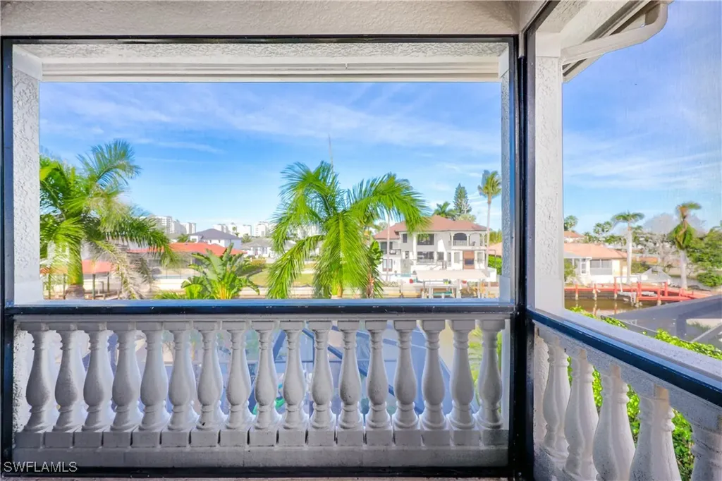 447 Egret Avenue Naples FL 34108