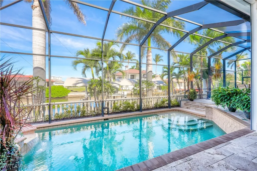 447 Egret Avenue Naples FL 34108
