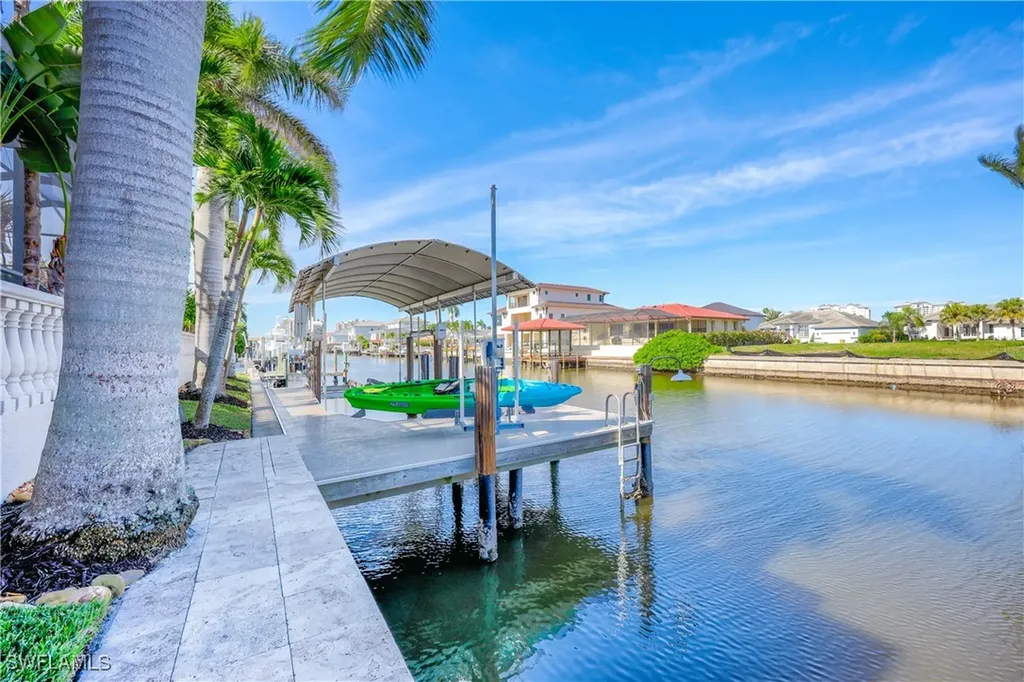 447 Egret Avenue Naples FL 34108