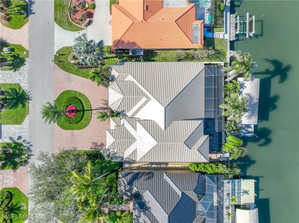 447 Egret Avenue Naples FL 34108