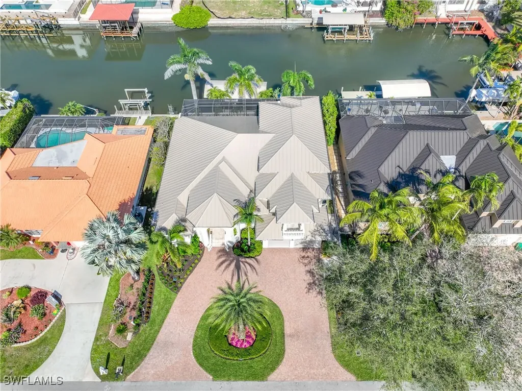 447 Egret Avenue Naples FL 34108