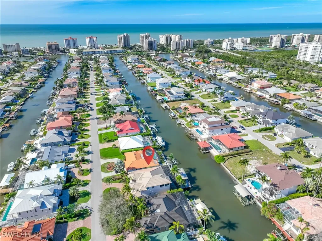 447 Egret Avenue Naples FL 34108